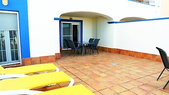 Family-friendly Stay by the Sea