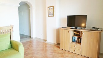 Family-friendly Stay by the Sea