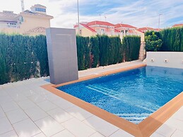Spacious Apartment in La Zenia