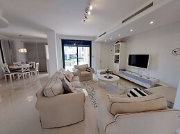 Spacious Apartment in La Zenia