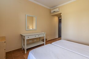 Apartment by Haraganes Beach