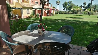 Family Poolside Apartment