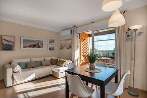 Apartment Near Isla Canela Golf