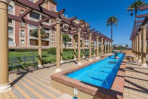 Apartment With Terrace and Pool Access