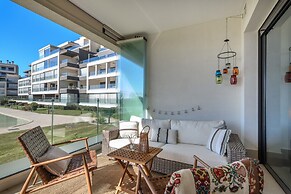 Seafront Apartment in Isla Canela