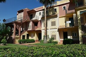 Golfside Apartment for 4 Guests