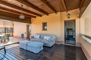2-bedroom Apartment Near sea