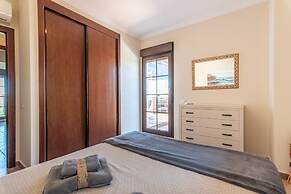 2-bedroom Apartment Near sea