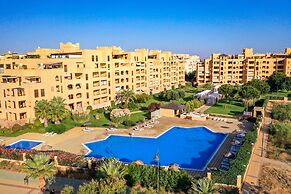 2-bedroom Apartment Near sea