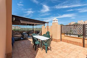 2-bedroom Apartment Near sea