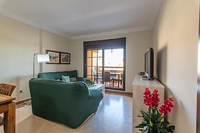 2-bedroom Apartment Near sea