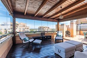 2-bedroom Apartment Near sea