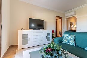 2-bedroom Apartment Near sea