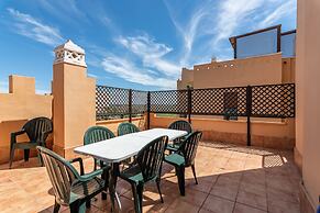 2-bedroom Apartment Near sea
