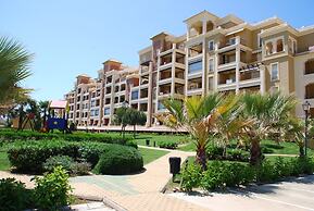 Beachside Penthouse With Sea Views