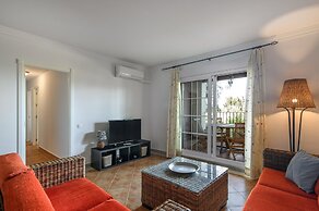 Golfside Apartment for 6 Guests