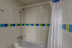 Riverside Comfort for Families