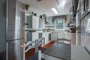 Spacious Chalet Close to the Beach