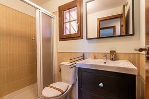 2-bedroom Apartment With Pool