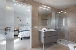 Apartment in Isla Canela by sea