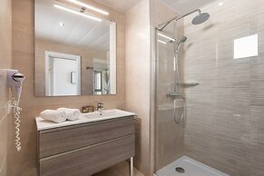 Apartment in Isla Canela by sea