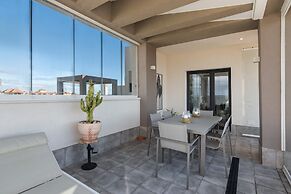 Apartment in Isla Canela by sea