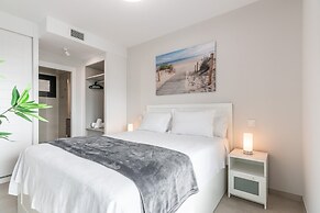 Isla Canela: Waterfront Family Oasis