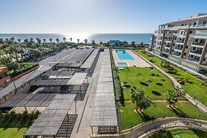 Isla Canela: Waterfront Family Oasis