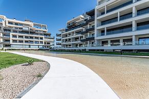 New Apartment With Sea Views