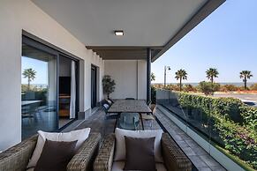 Beachfront Apartment in Isla Canela