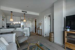 Beachfront Apartment in Isla Canela