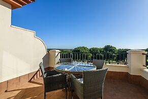 Golfside Penthouse in Isla Canela
