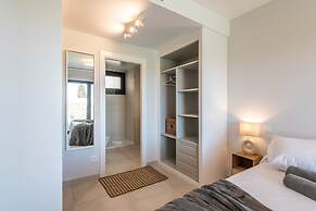 Beachfront and Family Apartment