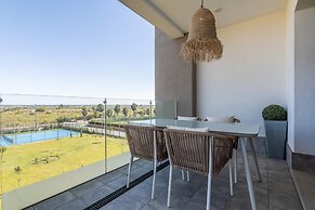Beachfront and Family Apartment