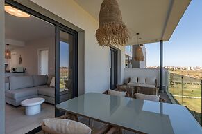 Beachfront and Family Apartment