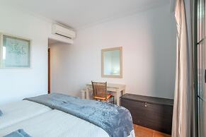 Apartment Next to Isla Canela Golf