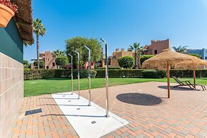 Apartment Next to Isla Canela Golf