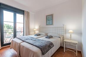 Apartment Next to Isla Canela Golf