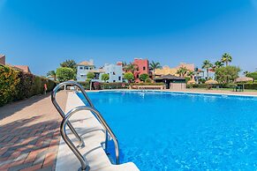 Apartment Next to Isla Canela Golf