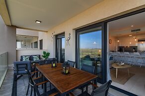 Beachfront Isla Canela Apartment