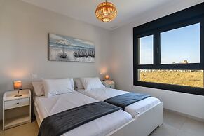 Beachfront Isla Canela Apartment