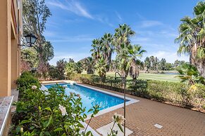 Ideal Apartment With Golf Course Views