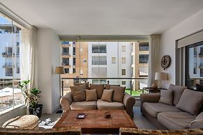 Serene Apartment by the Beach