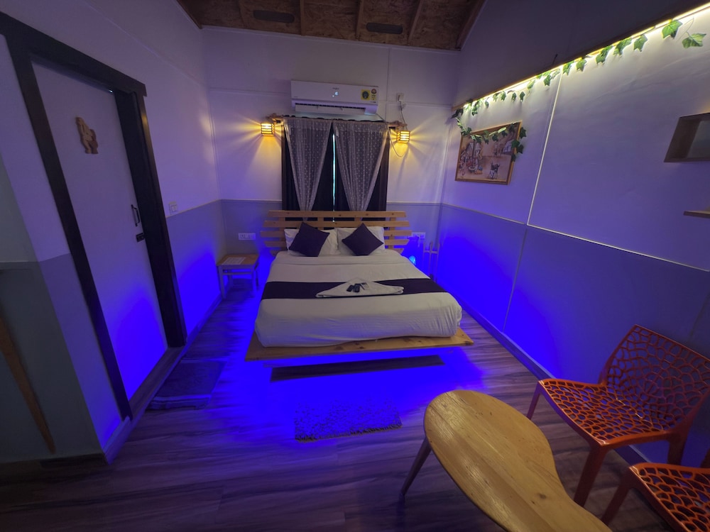 LEPINO RESORTS
