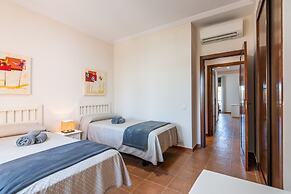 Flat Near Isla Canela Golf