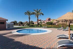 Flat Near Isla Canela Golf