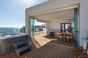 Seaside Apartment in Isla Canela