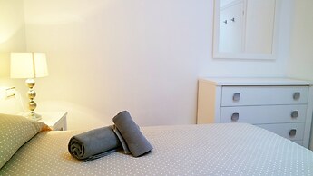 Central Family Apartment With Terrace