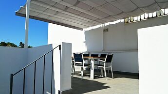 Central Family Apartment With Terrace