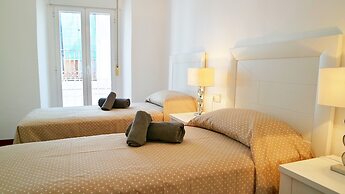 Central Family Apartment With Terrace